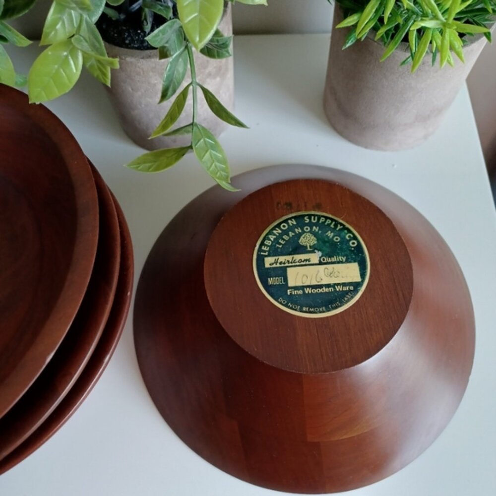 Vintage 1970 Lebanon Supply Co Walnut Bowls | Set of 4 | MCM Fine Wooden Ware - Picture 3 of 7